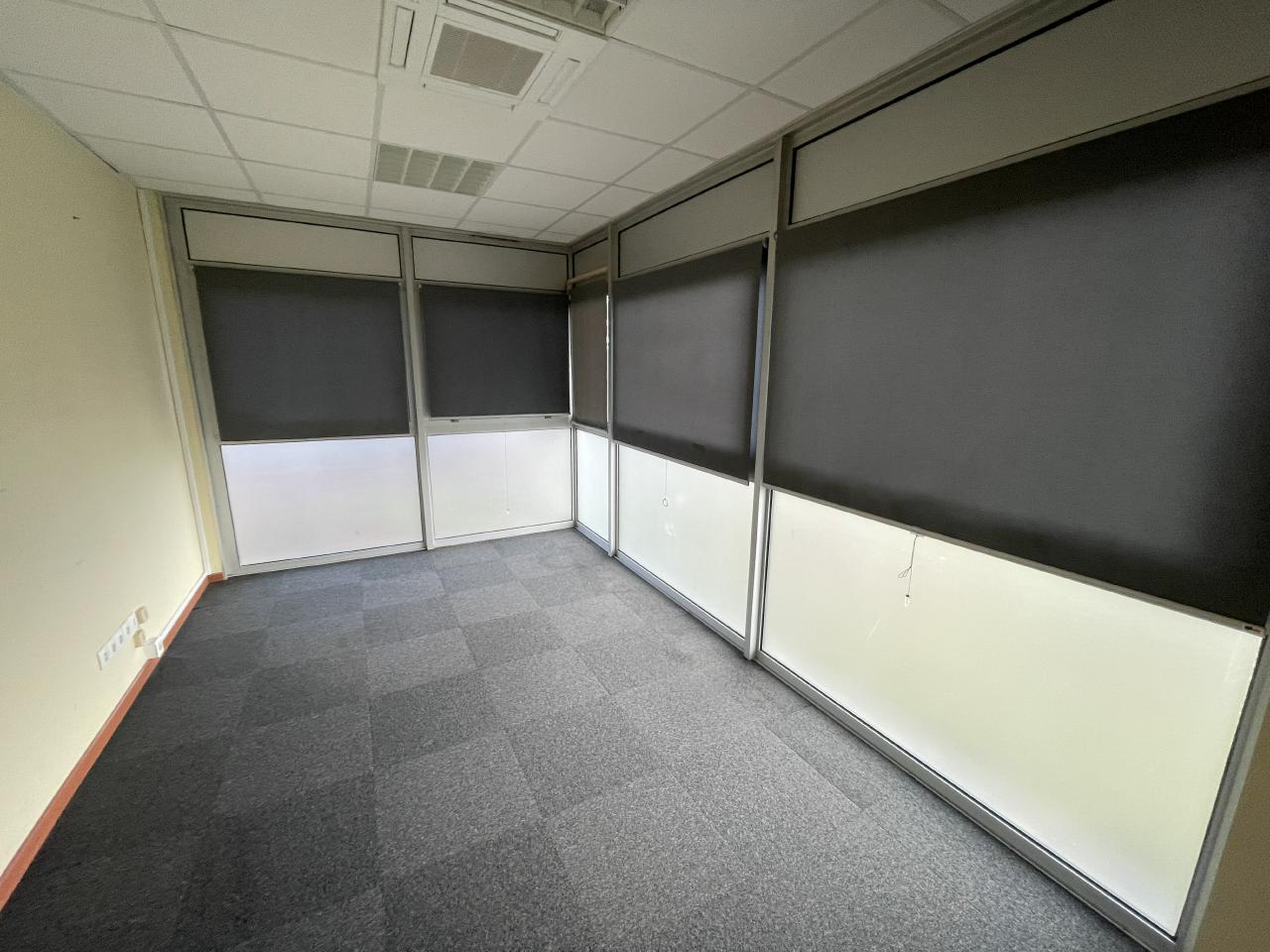 Bureau Tours 125m² Location bureau Tours Indre-et-Loire OLBUR2318227 3